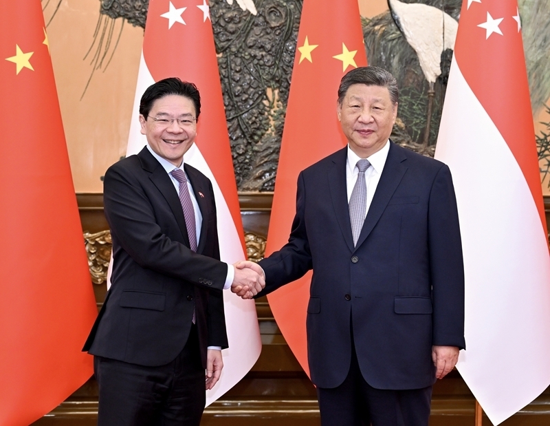 習(xí)近平會(huì)見(jiàn)新加坡總理黃循財(cái)